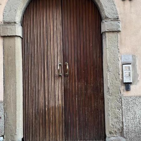 Number 99 Apartment Бергамо Екстериор снимка