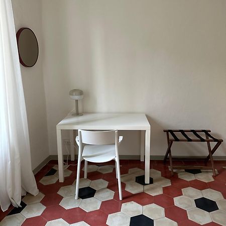 Number 99 Apartment Бергамо Екстериор снимка